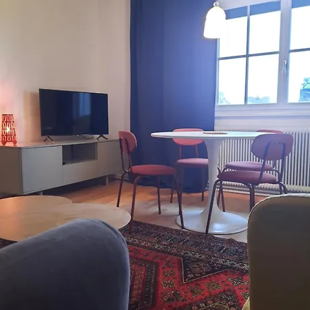 Im Stauberhaus * קירשדורף אן דר קרמס